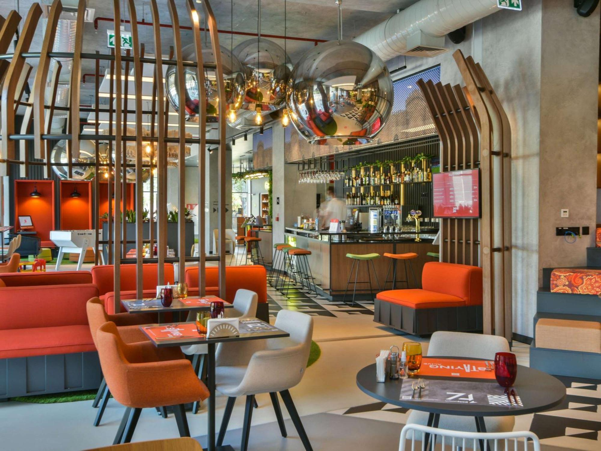 ibis Baku City Extérieur photo