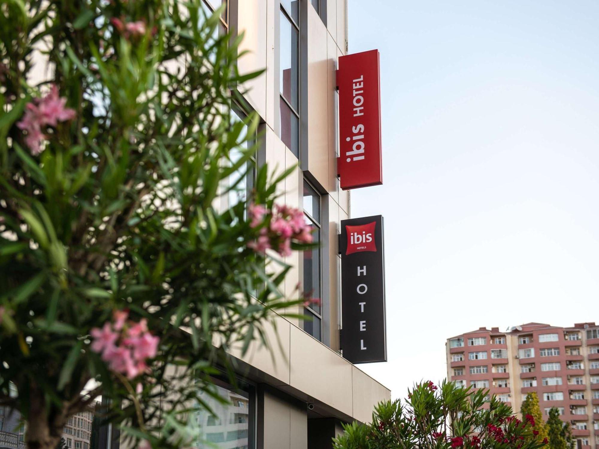 ibis Baku City Extérieur photo