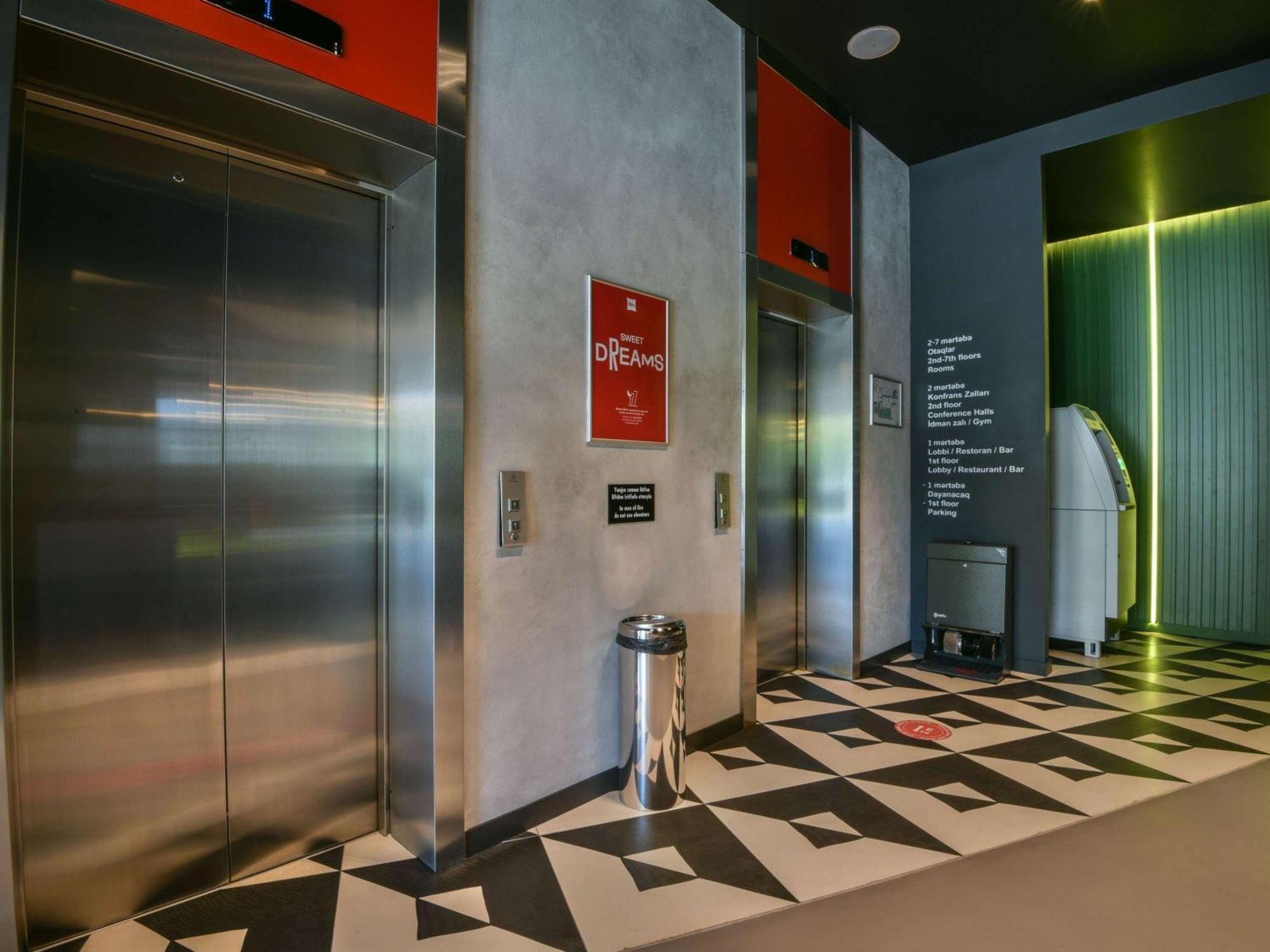 ibis Baku City Extérieur photo