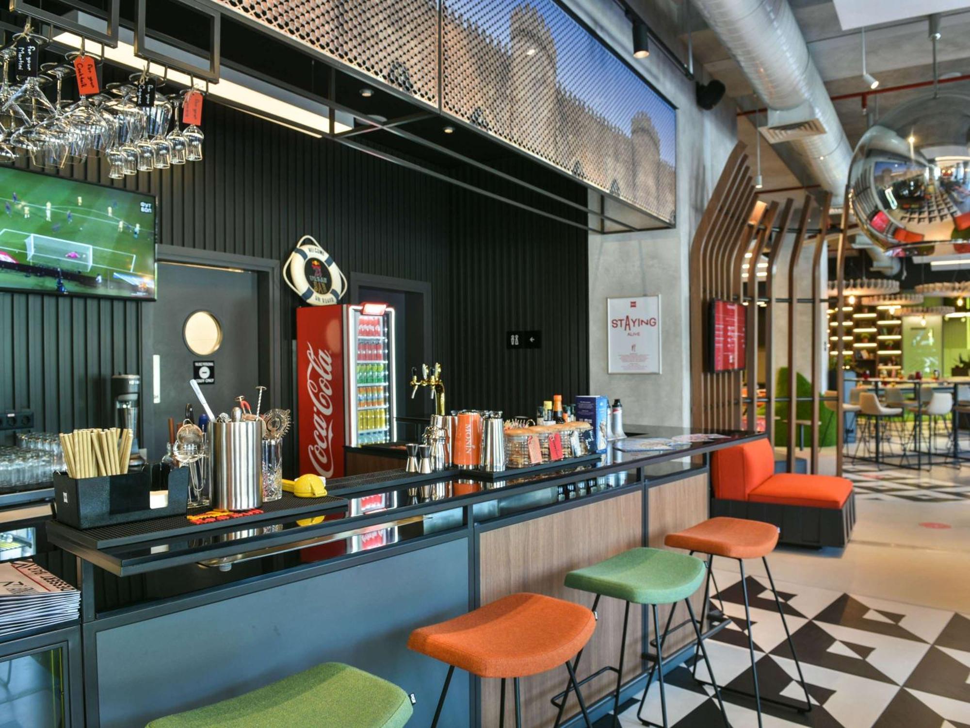 ibis Baku City Extérieur photo
