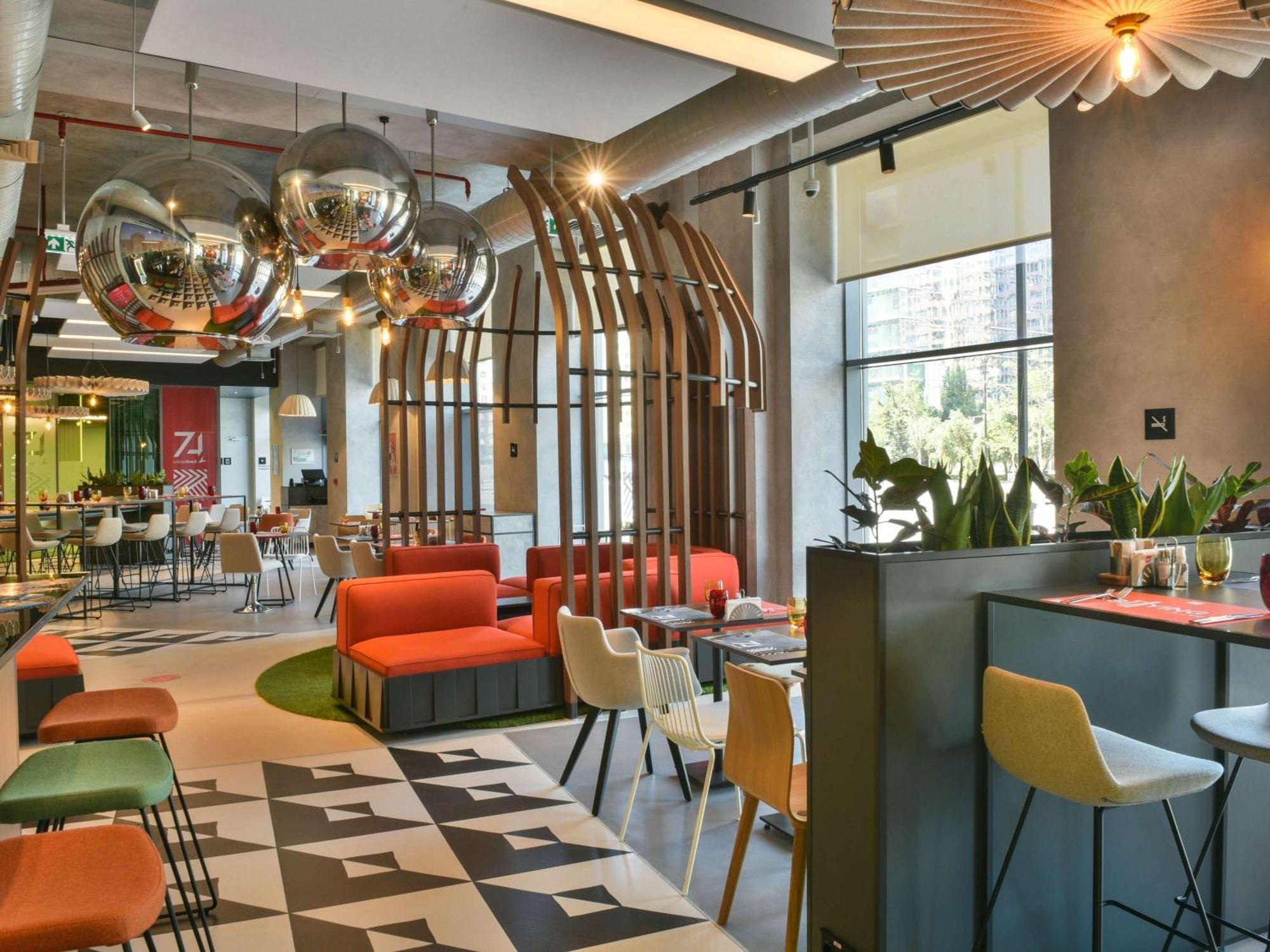 ibis Baku City Extérieur photo