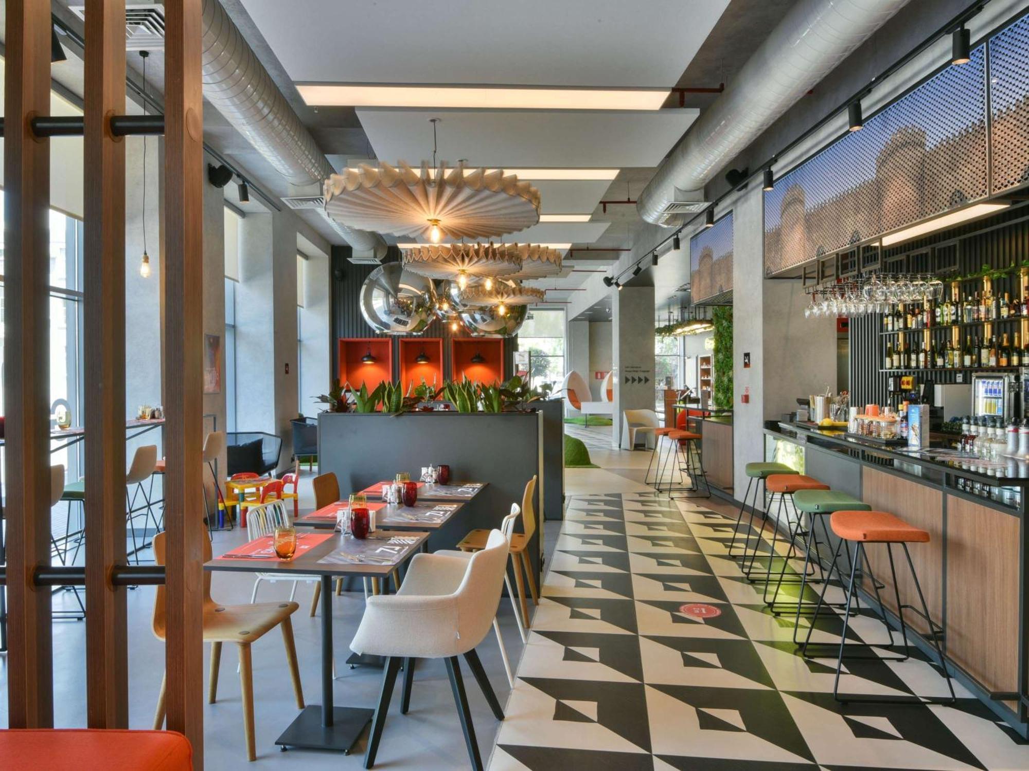 ibis Baku City Extérieur photo