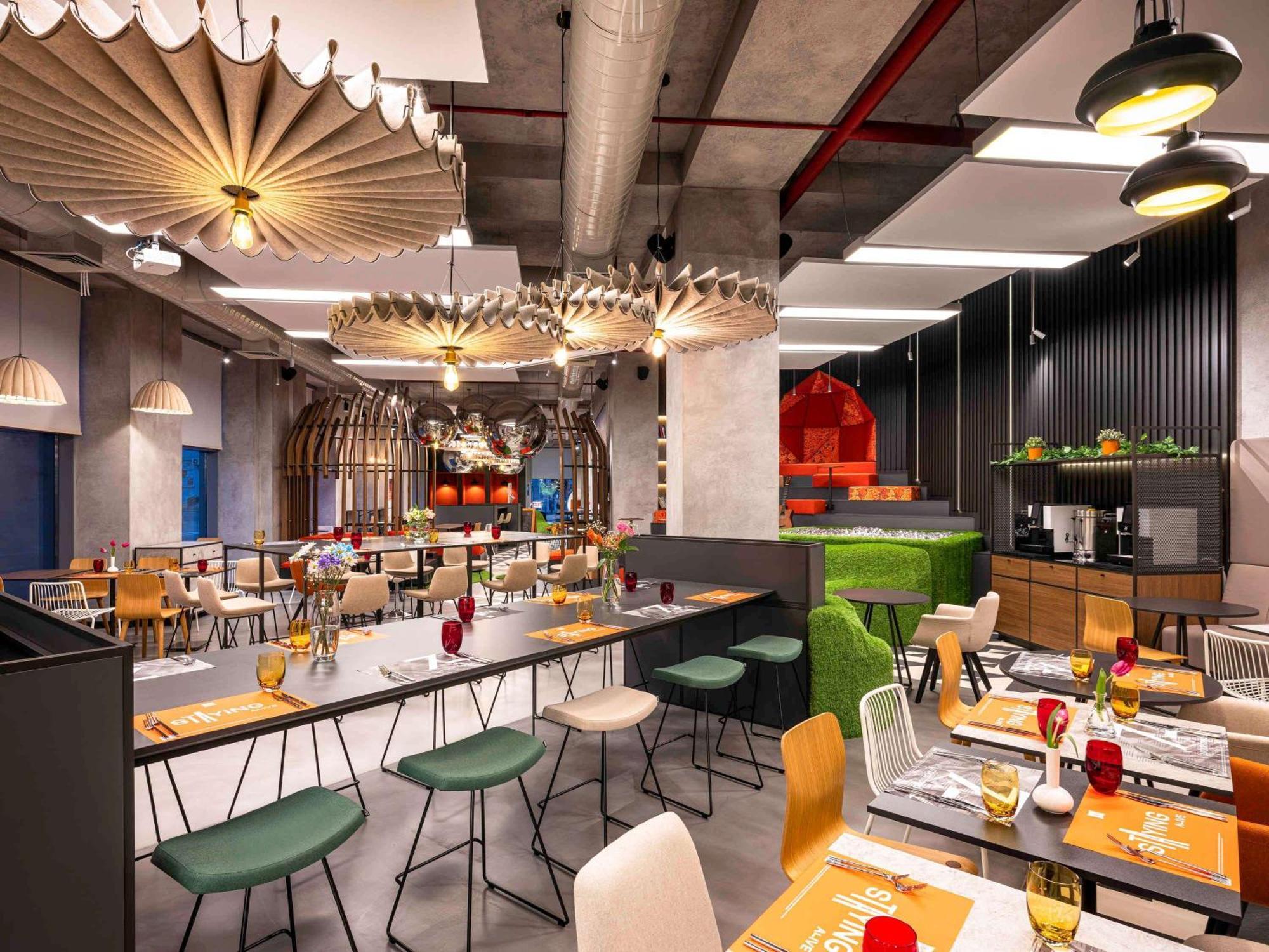 ibis Baku City Extérieur photo
