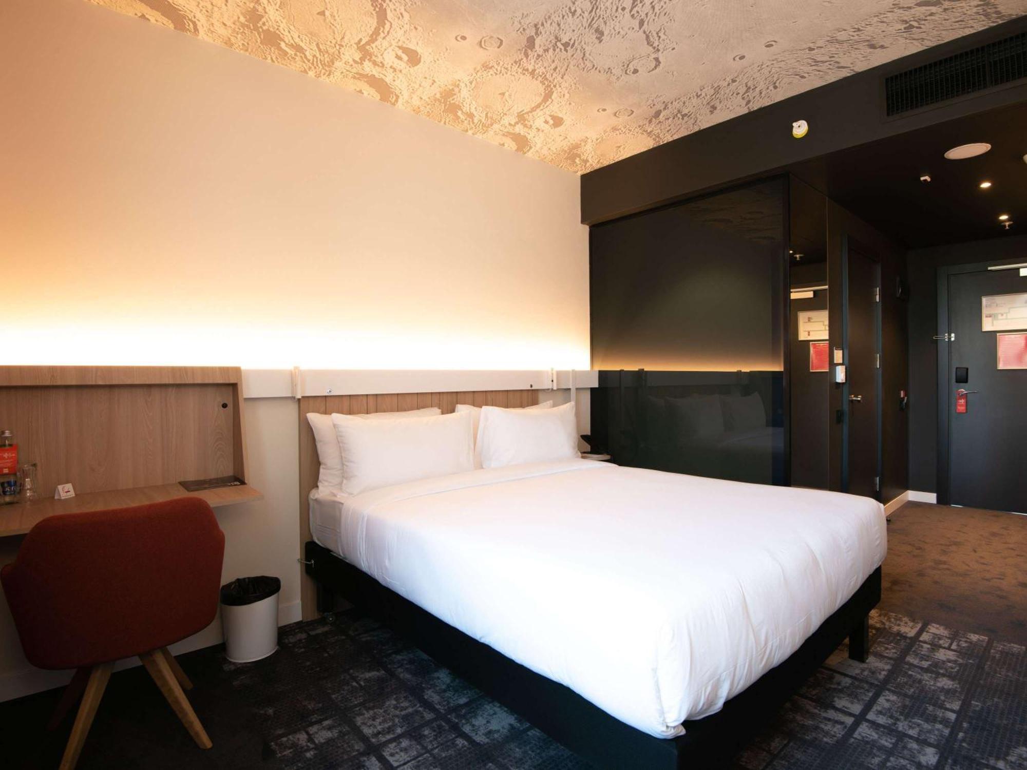 ibis Baku City Extérieur photo